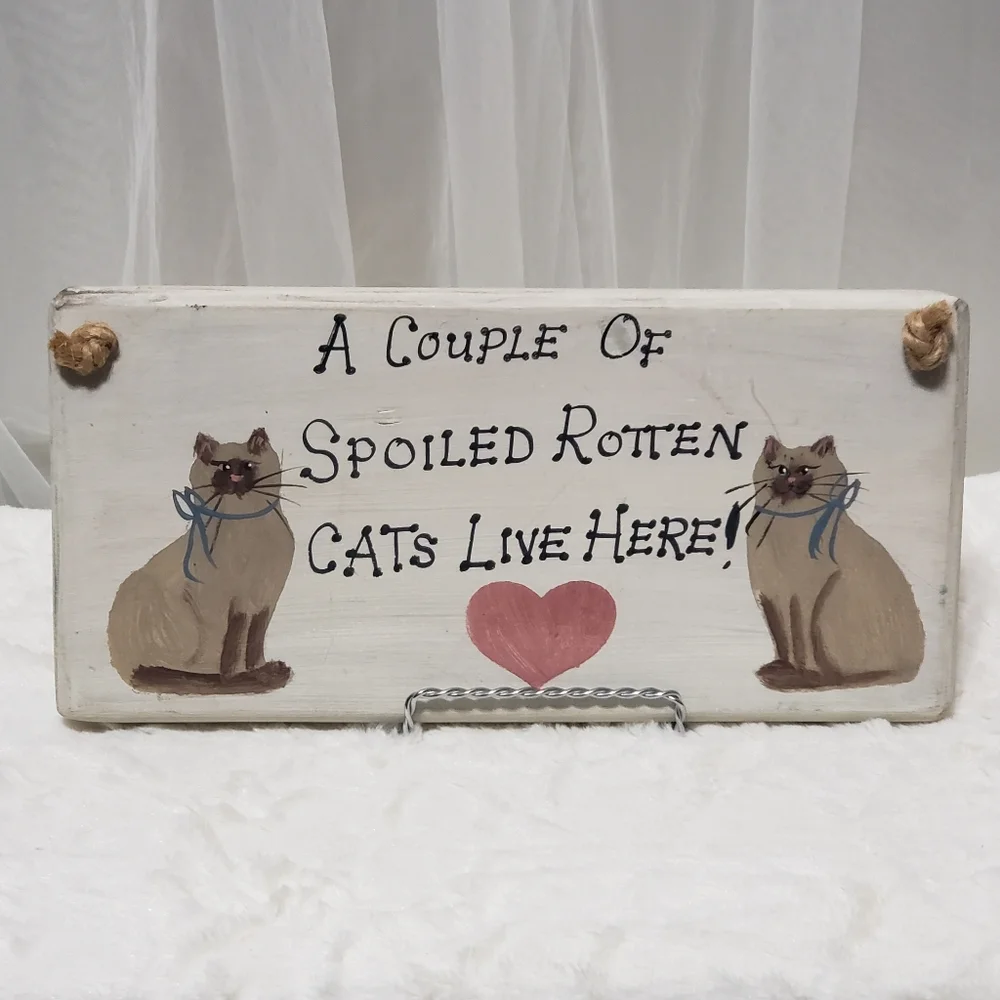 Kitty Cat Hanging Wall Decor Painted Wood - Picture 1 of 7